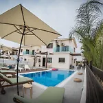 Villa Elena *