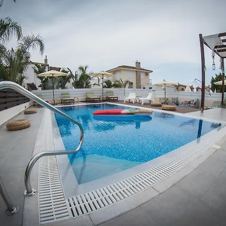 Villa Elena *