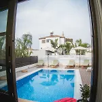 Villa Elena